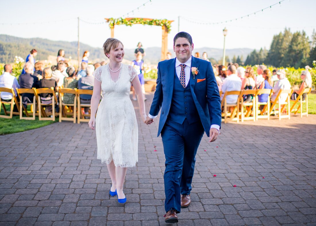 Tips to choose the right Portland Wedding Photographer