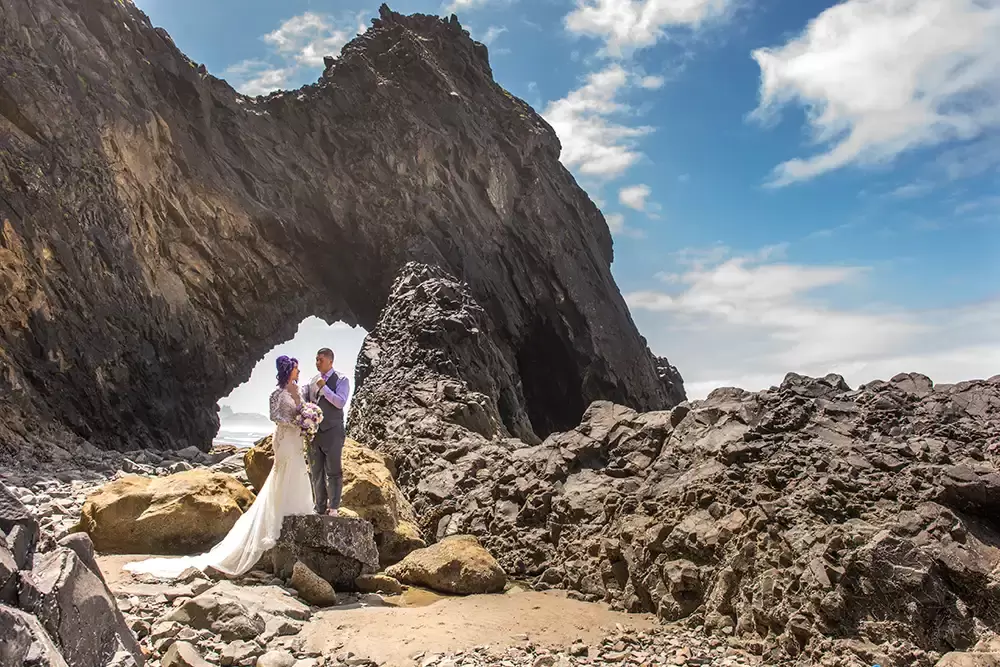 Bridal Photos at Cannon Beach by Photographer Robert Knapp