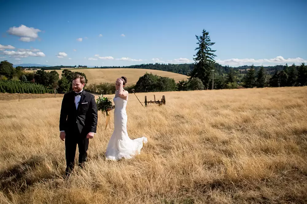 Farm Wedding Oregon
Rustic ​Chic Style with Robert Knapp Photographer A thinking moment for the bride and groom turns to a brilliant photo of the setting. 