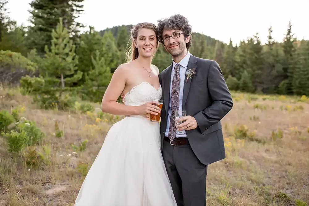 Mount Hood Weddings
Capturing The Moment with
Photojournalist Wedding Photographer Robert Knapp 